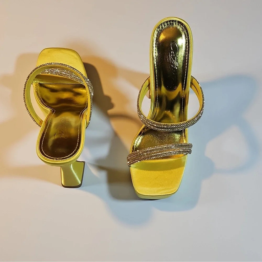 Cathy Jean Yellow Synthetic Rhinestone Strappy Platform Block Heel Open Toe 7